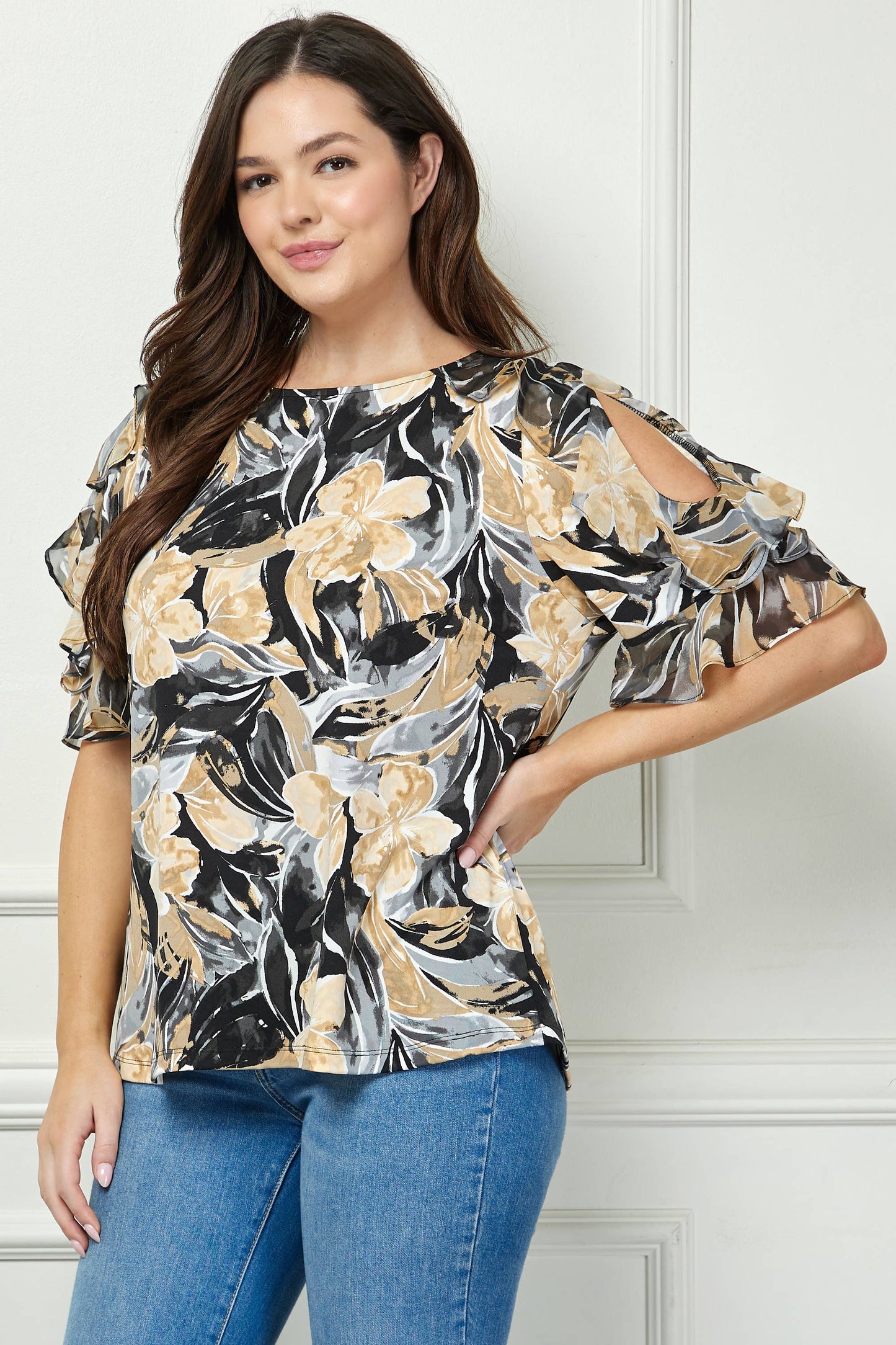PLUS SIZE BOATNECK TOP WITH RUFFLE SLEEVES : BLKIV