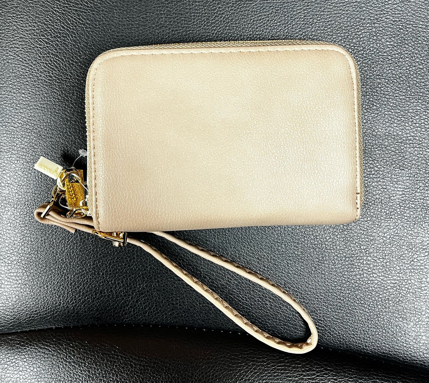 HB MINI WRISTLET