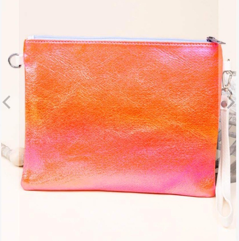 EFFERVESCENT CROSSBODY CLUTCH