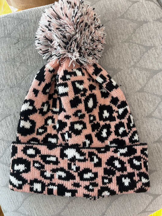 POMPOM HAT PINK